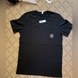 Barstool black short sleeved T-shirt with Maryland Flag pattern logo NWT L
